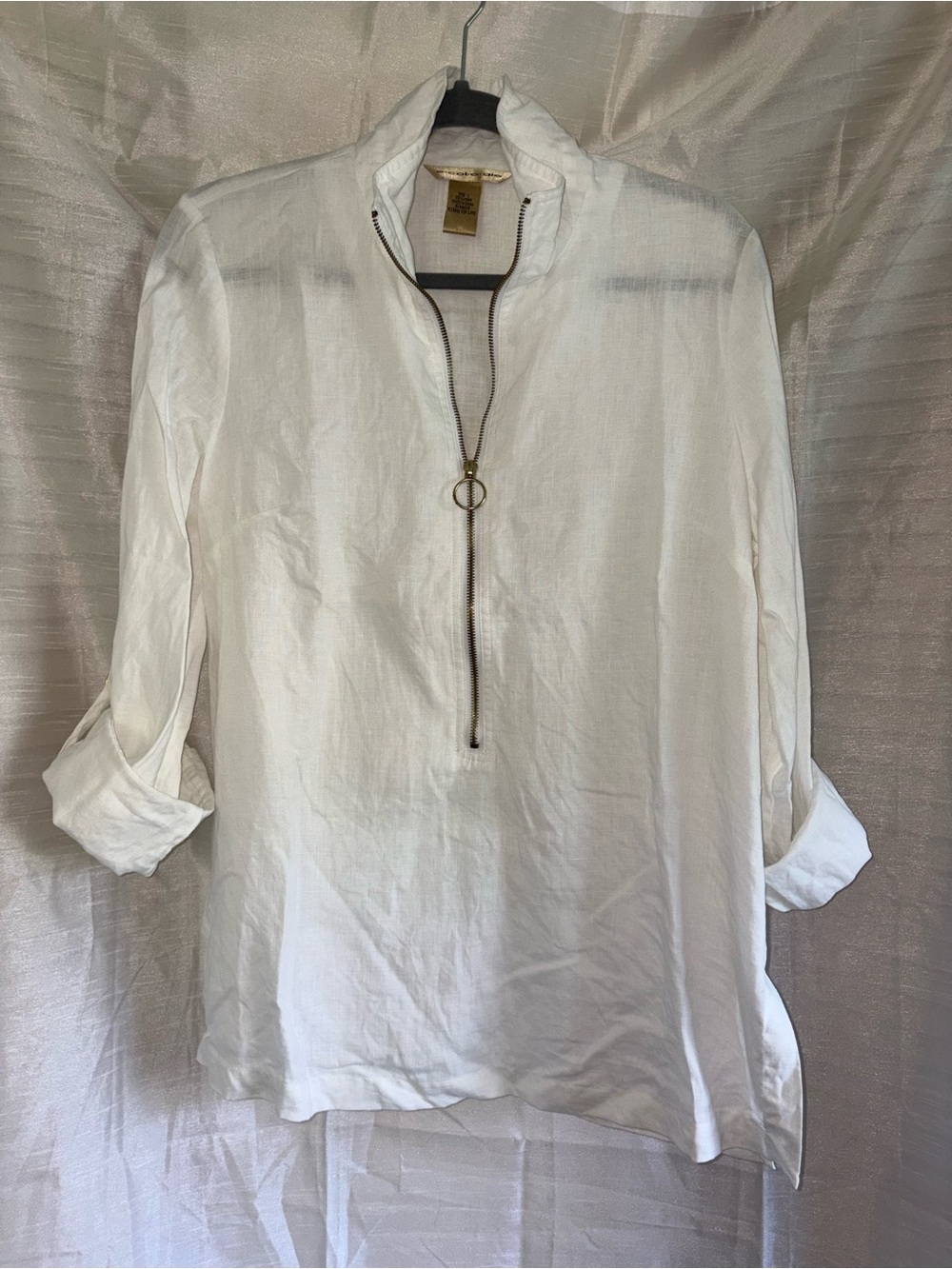 White Linen tunic with zipper front